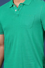 Men's green core pique polo t-shirt with pocket